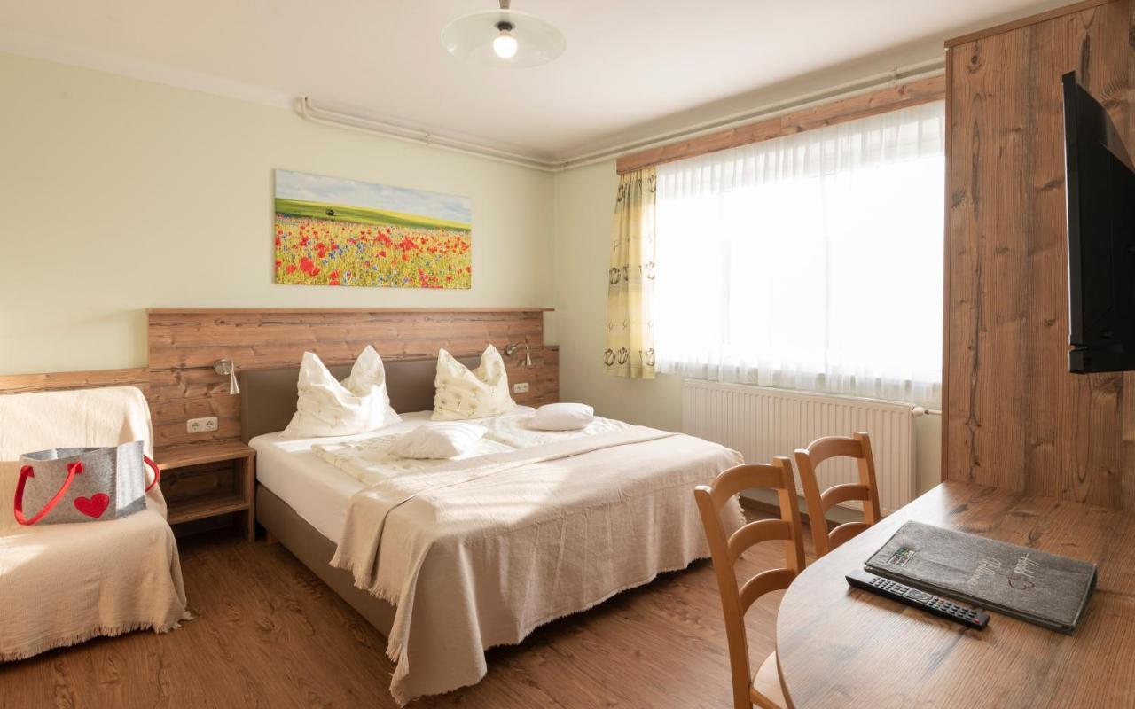 Gasthof Pension Orthofer Sankt Jakob im Walde Ngoại thất bức ảnh
